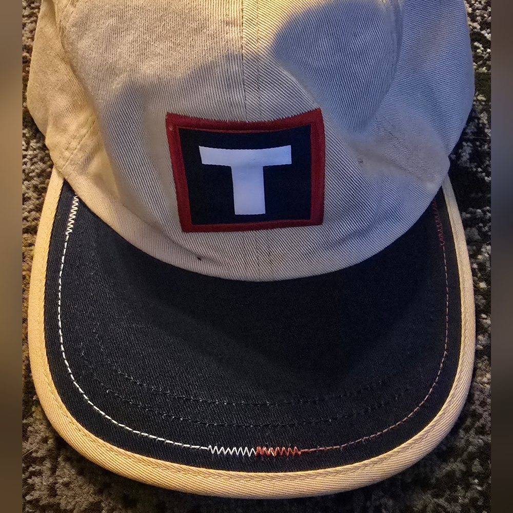 Tommy Hilfiger Vintage Logo Two-Tone Cap View 2